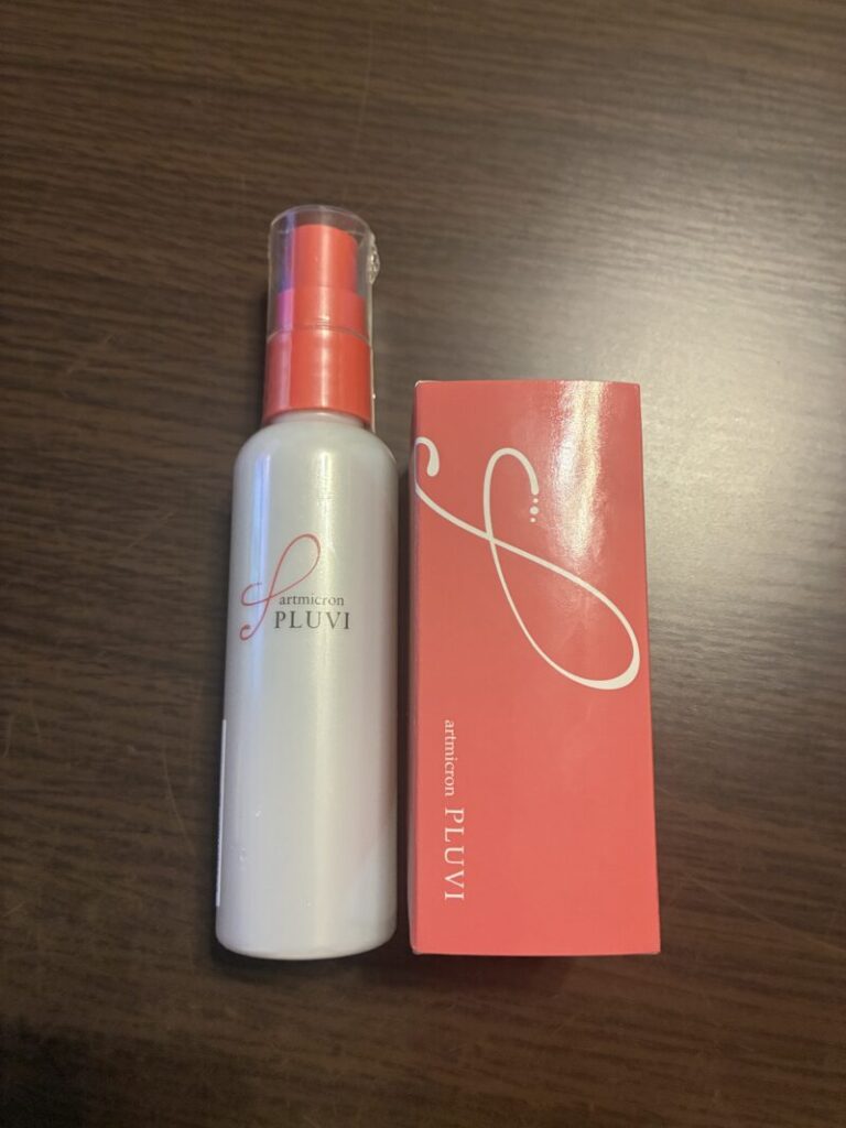 アートミクロンのヘアーファンデーション本体の箱と専用スプレーの新品セット内容