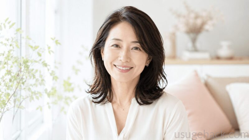 薄毛の悩みが改善し、健康的でボリュームのある髪を取り戻して笑顔で前を向く女性